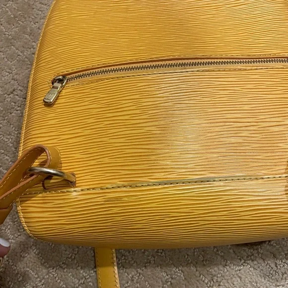 Louis Vuitton Yellow Épi Leather Backpack.VGUC 100% Authentic